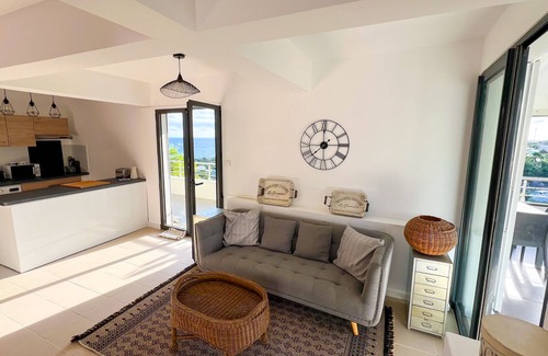 Oyster Pond Apartment | Villa Magic! Stunning Ocean Views - Pool - Starlink Internet
