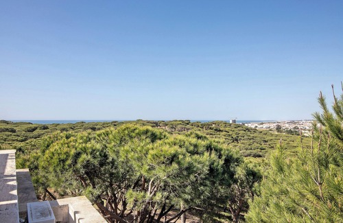 Castro Marim Villa | Villa “Mi Casa es tu Casa” near the Beach with Wi-Fi, A/C, Balcony & Garden