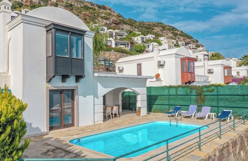 Dagbelen Villa | Villa Mia Private Pool