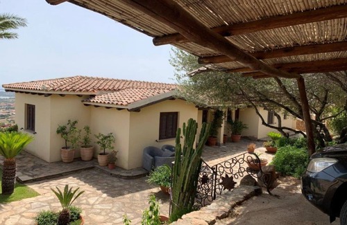 Porto San Paolo Villa | Villa Michael Vista Mare Mozzafiato