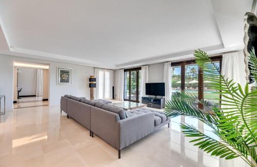 Nueva Andalucia Villa | Villa Michelle