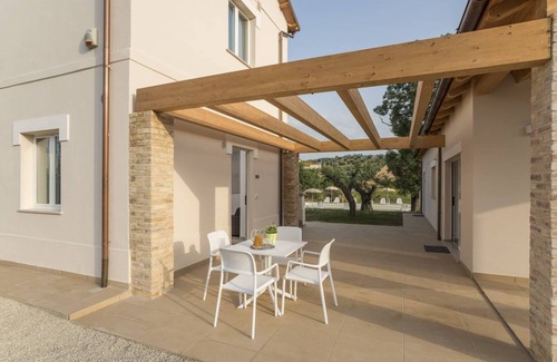 Notaresco House | VILLA MILLI- Pratiuno apartment