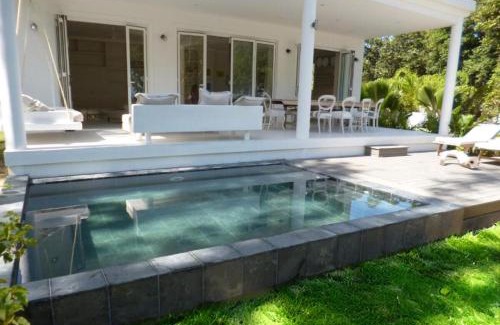 Beau Vallon Villa | Villa Mimi Beachfront Beau Vallon
