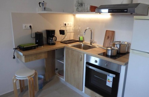 Poros Apartment | Villa Mimosa Poros Beachfront Apartment