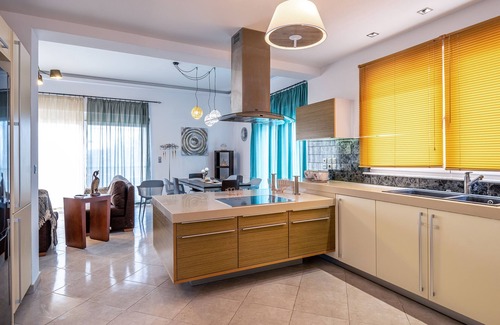 Dikaio Villa | Villa Miniera