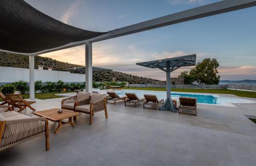 Dikaio Villa | Villa Miniera