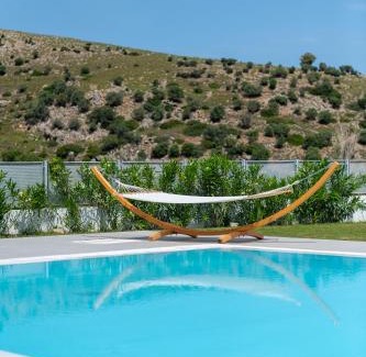 Dikaio Villa | Villa Miniera