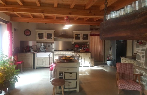 Mas-des-Cours House | Villa Misanid, large family home 15mm from the medieval town of Carcassonne.