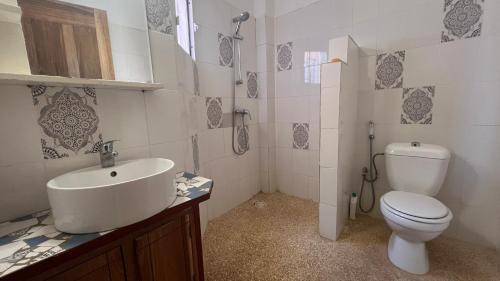 Same Villa | Villa mit Pool in Mbour