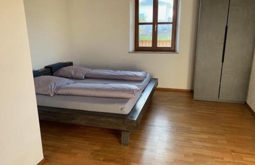 Regensburg Apartment | Villa mit Pool und Grillplatz in Regensburg