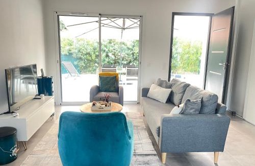 Ghisonaccia House | Villa mitoyenne de standing proche de toutes commodités à Ghisonaccia