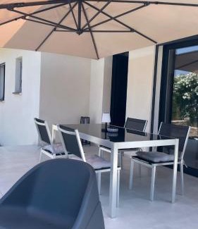 Ghisonaccia House | Villa mitoyenne de standing proche de toutes commodités à Ghisonaccia