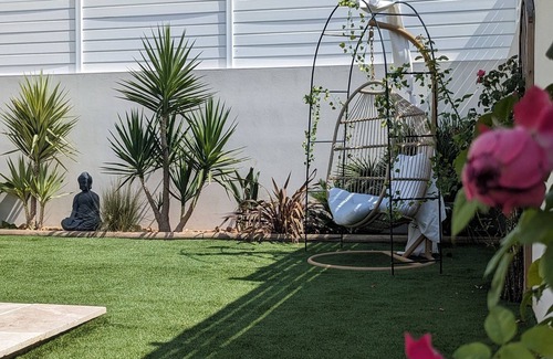Beauvoisin Villa | Villa Moderne 121 M2, 8 Personnes, Piscine, Aire de Jeux. Proche mer et Rivière