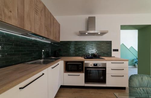 Cogolo Apartment | Villa Monari Apartment with Mountain View