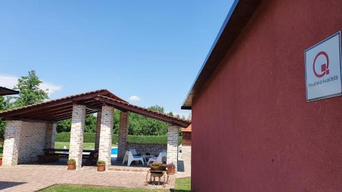 Popovac Apartment | Villa Mons Aureus