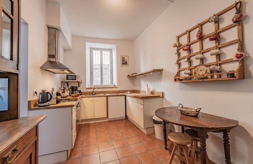 Ax-les-Thermes House | Villa Montcalm 4* with Mountain View, 4 Bedrooms, Ski, Thermal Baths & Local Market 80m