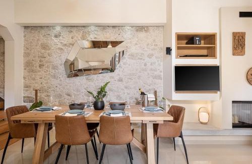Faistos Villa | Villa Moroni