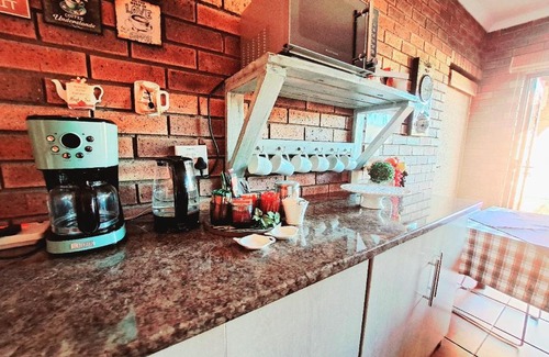 Kathu Bed & Breakfast | Villa Mosaiko