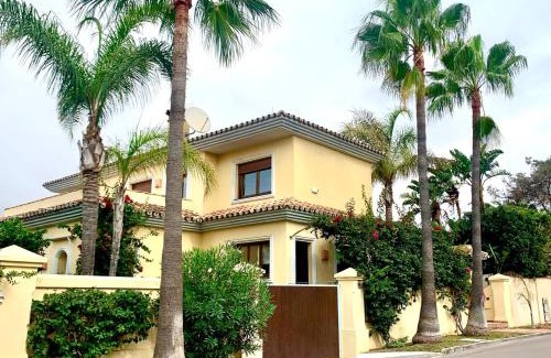 Carib Playa Villa | Villa Moumi