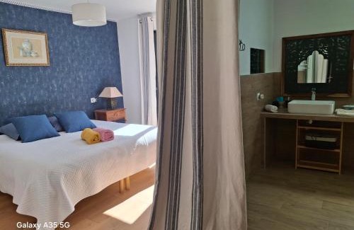 Moureze Villa | Villa MOUREZEVA