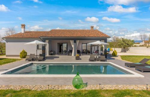 Krmed Villa | Villa My Ivana by Istrialux