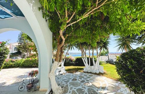 Pegeia Villa | VILLA MYKONOS