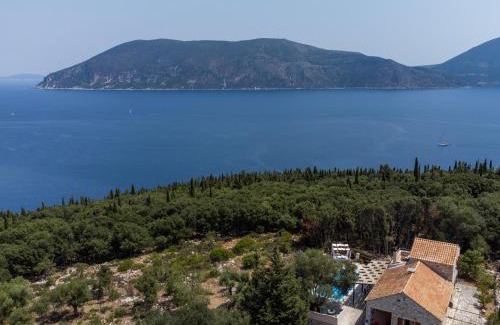 Evreti Villa | Villa Mystique