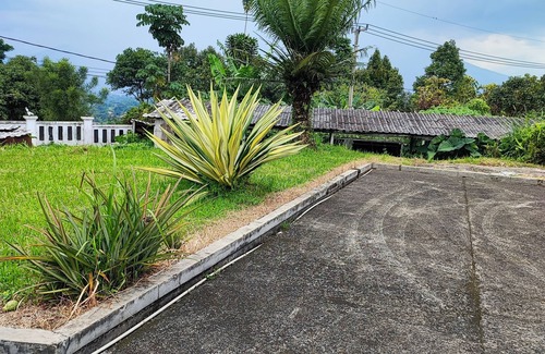 Caringin Villa | Villa Nadhira Syariah