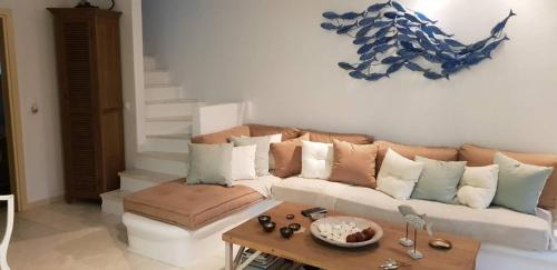 Logaras House | Villa Nafsika Paros