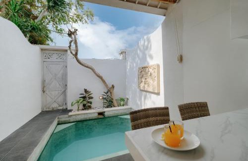 Dewi Sri Hotel | Villa Nakula Suites