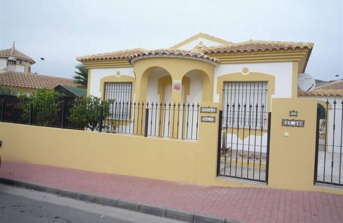Mazarron Villa | Villa 'Nala' with Pool and Wi-Fi