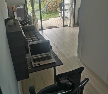 Curiti Villa | Villa Namaste, Cabaña Namaste 1