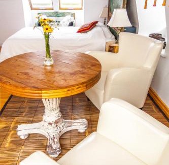 Roxton Hotel | Villa Nao