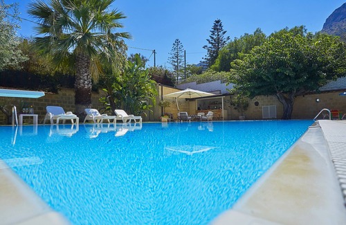 Sant'Onofrio Villa | Villa Natino with private swimming pool and garden