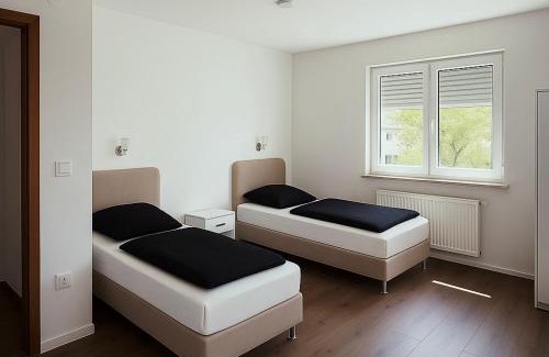 Neumarkt District Villa | Villa Natur Monteur & Ferienwohnung mit WLAN & PARKPLATZ