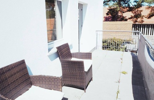 Neumarkt District Apartment | Villa Natur Monteurzimmer & Ferienwohnung
