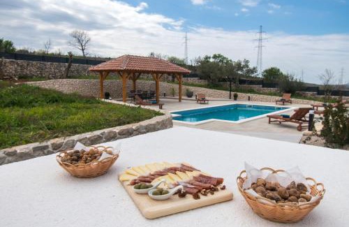 Danilo Villa | Villa Natura Piedra