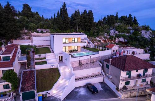 Ploce Villa | Villa Navis in Rogotin - Haus für 8 Personen