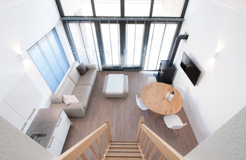 Tholen House | Villa near Dutch Beach with Terrace