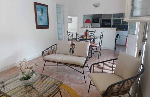 Le Francois Villa | VILLA NEAR MARINA - SEA - RESTAURANT - FISHING VILLAGE