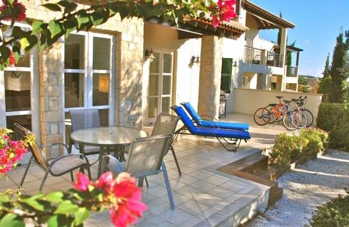 Aphrodite Hills Villa | Villa Nefeli - charming townhouse in the heart of Aphrodite Hills Resort