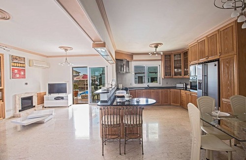 Paralimni Villa | Villa Nekta - Luxury 5 Bedroom Villa with Great Pool Area