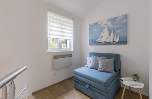 Omis Villa | Villa Nike family house, in the natural environment on the hill with sea view