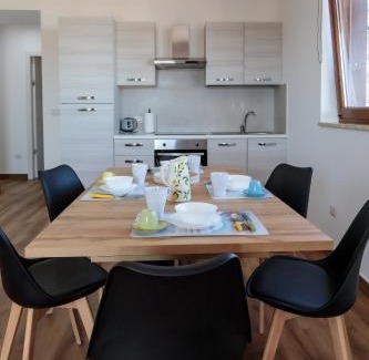 Capodimonte Apartment | Villa Nikita Casa dei Limoni
