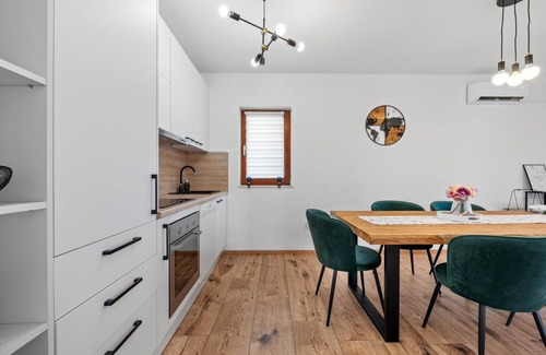 Rastevic Villa | Villa Niko - Two Bedroom Villa, Sleeps 6