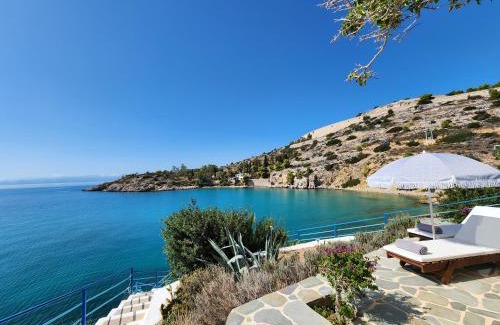 Bralos Villa | Villa Nikolitsa with private beach