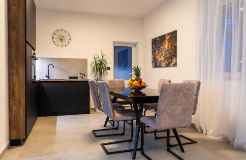 Rozat Villa | Villa Nono