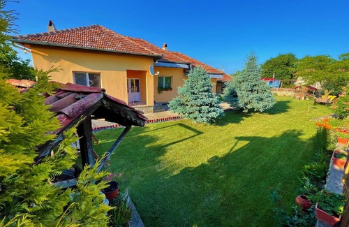 Polski Trambesh House | Villa nothing