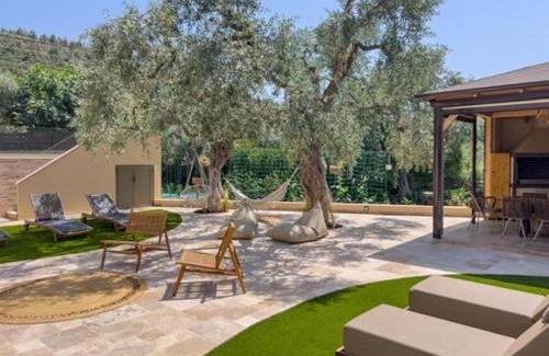Skala Sotiros Apartment | Villa Nous luxury