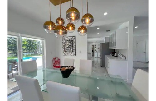 West Little River Villa | Villa Oasis Retreat Pool